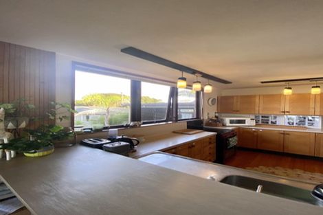 Photo of property in 35 Neptune Avenue, Beach Haven, Auckland, 0626