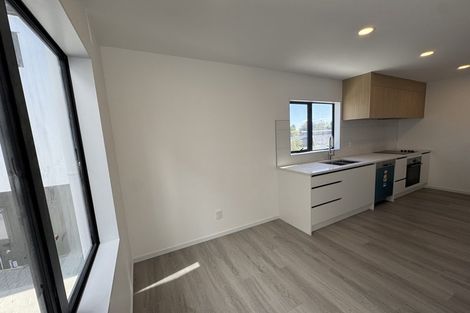 Photo of property in 12c Elcoat Avenue, Te Atatu South, Auckland, 0610