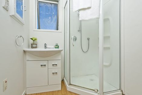 Photo of property in 46 Castleton Street, Birkdale, Auckland, 0626