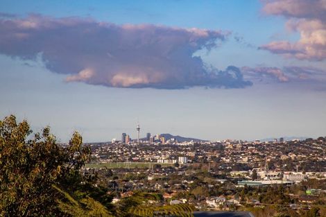 Photo of property in 80 Pleasant Road, Glen Eden, Auckland, 0602