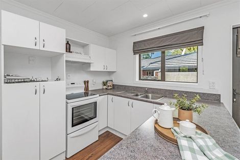 Photo of property in 12 Oakhurst Place, Russley, Christchurch, 8042