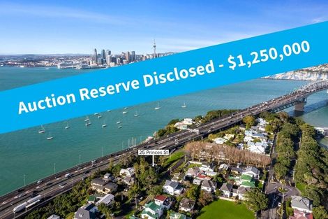 Photo of property in 25 Princes Street, Northcote Point, Auckland, 0627