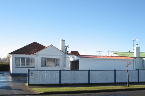 Photo of property in 42 Bedford Road, Marewa, Napier, 4110