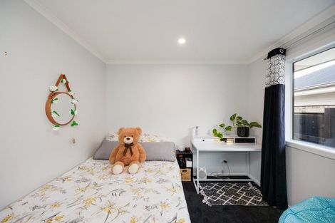 Photo of property in 9 Ivy Lane, Kelvin Grove, Palmerston North, 4414