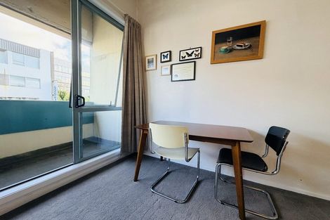 Photo of property in Metro Apartments, 7/220 Thorndon Quay, Pipitea, Wellington, 6011