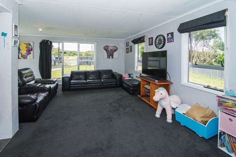 Photo of property in 39 Alfredton Road, Eketahuna, 4900