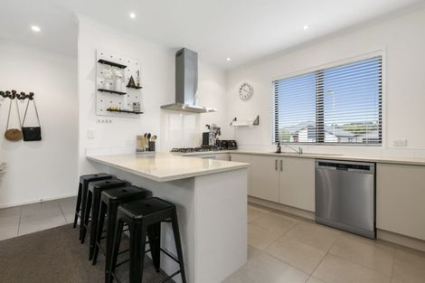 Photo of property in 82 Landing Drive, Pyes Pa, Tauranga, 3112