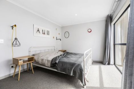 Photo of property in 10 Pheasant Lane, Hobsonville, Auckland, 0616