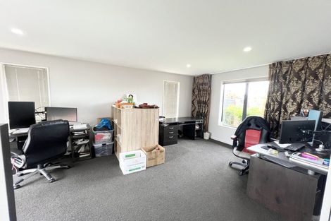 Photo of property in 34 Davaar Crescent, Broomfield, Christchurch, 8042