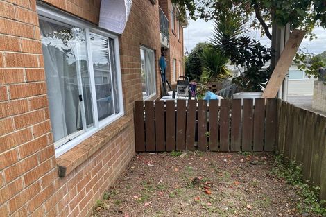 Photo of property in 6/83 Lake Road, Devonport, Auckland, 0622