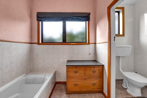 Photo of property in 147 Regan Street, Stratford, 4332