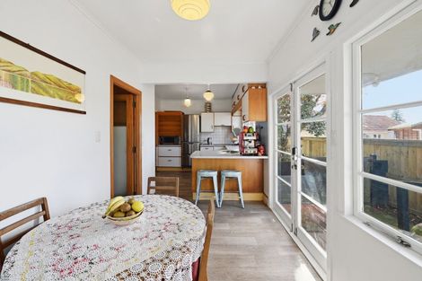 Photo of property in 22 Selwyn Road, Lynmore, Rotorua, 3010