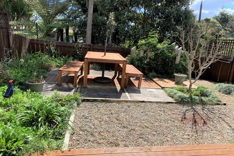 Photo of property in 3/3 Erewhon Place, Birkdale, Auckland, 0626