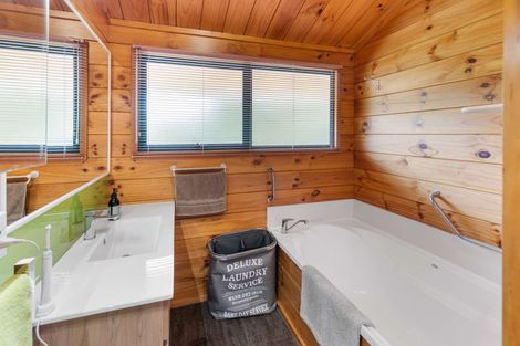 Photo of property in 21a Easton Way, Levin, 5510