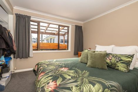 Photo of property in 29 Romilly Street, Westport, 7825