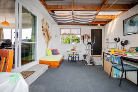 Photo of property in 6 Beach Road, Porangahau, 4293