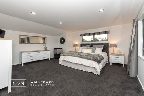 Photo of property in 15 Brentwood Street, Trentham, Upper Hutt, 5018