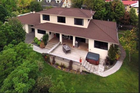 Photo of property in 4 Reeve Drive, Havelock North, 4130