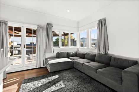 Photo of property in 404 Massey Street, Akina, Hastings, 4122