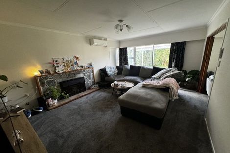 Photo of property in 2 Kauri Street, Inglewood, 4330