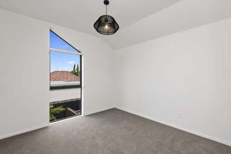 Photo of property in 3/9 Edgeware Road, St Albans, Christchurch, 8014