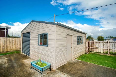 Photo of property in 91 Derby Street, Westport, 7825