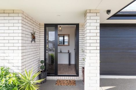 Photo of property in 3 Pierce Street, Marshland, Christchurch, 8083