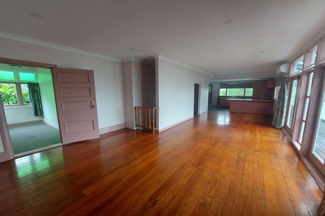 Photo of property in 30 Beach Road, Onerahi, Whangarei, 0110