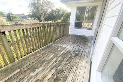 Photo of property in 10 Kingdale Road, Henderson, Auckland, 0610