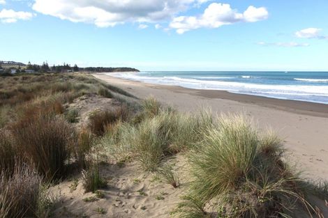 Photo of property in 79a Blue Pacific Parade, Riversdale Beach, Masterton, 5872