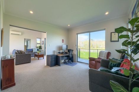 Photo of property in 72 Neavesville Road, Puriri, Thames, 3578