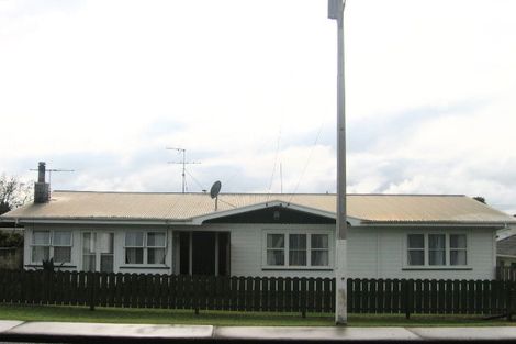 Photo of property in 14 Liverpool Street, Papakura, 2110