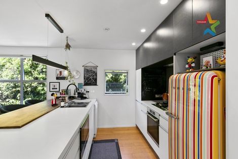 Photo of property in 47 Saddleback Grove, Karori, Wellington, 6012