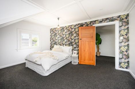 Photo of property in 10 Elmira Avenue, Hokowhitu, Palmerston North, 4410