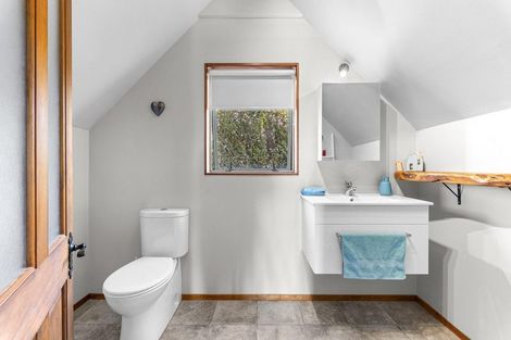 Photo of property in 5 Bosworth Street, Egmont Village, 4372