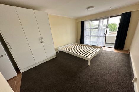 Photo of property in 327 Adelaide Road, Newtown, Wellington, 6021