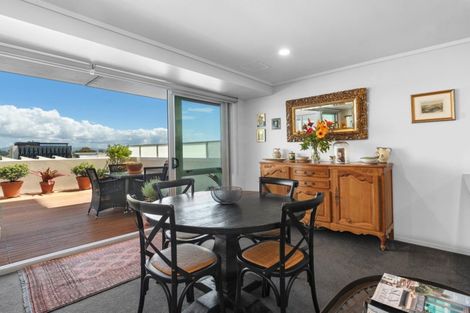Photo of property in 12/72e Devonport Road, Tauranga, 3110