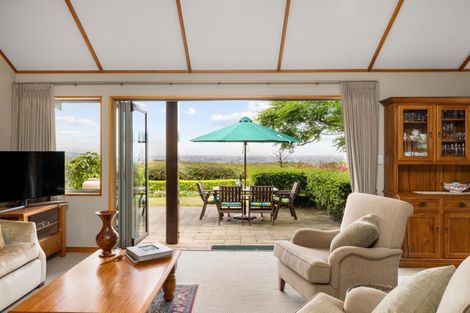 Photo of property in 345 Waitaha Road South, Welcome Bay, Tauranga, 3175