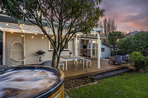 Photo of property in 5 Burnbrae Street, Saint Martins, Christchurch, 8022