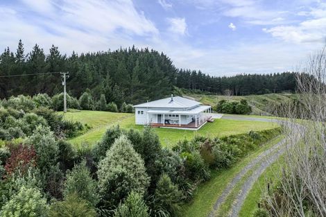 Photo of property in 438 Aropaoanui Road, Tangoio, Napier, 4181