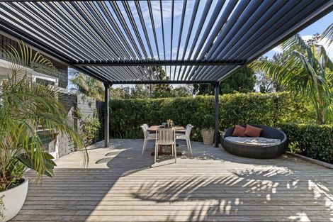 Photo of property in 222 Tukapa Street, Westown, New Plymouth, 4310