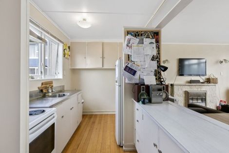Photo of property in 55u7 Apu Crescent, Lyall Bay, Wellington, 6022