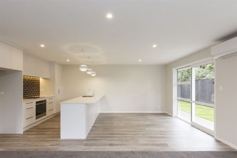 Photo of property in 74 Heretaunga Street, Palmerston North, 4414