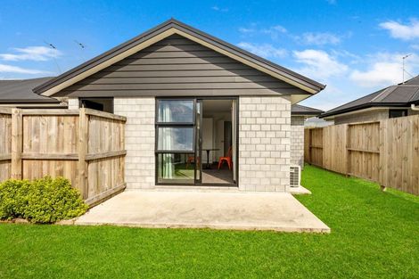 Photo of property in 23u3 Ross Crescent, Fairfield, Hamilton, 3214