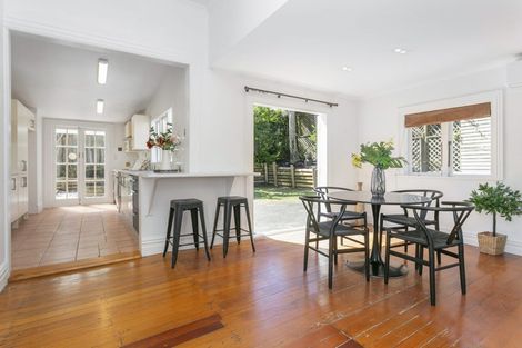 Photo of property in 1/29 Wolsley Avenue, Milford, Auckland, 0620