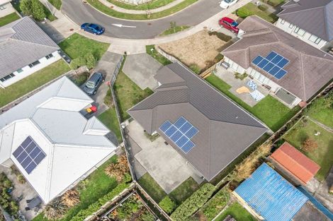 Photo of property in 13 Henrietta Maxwell Grove, Wainuiomata, Lower Hutt, 5014