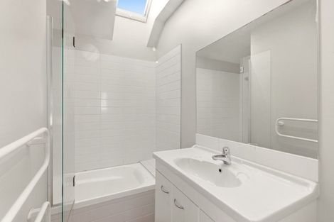 Photo of property in 500c Barbadoes Street, Edgeware, Christchurch, 8013