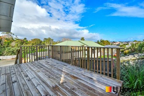 Photo of property in 2c Trosk Place, Waiuku, 2123