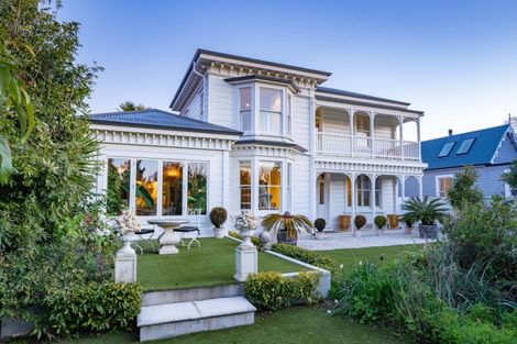 Photo of property in 102 Nile Street, Nelson, 7010