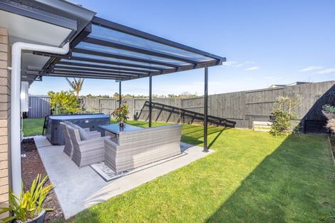 Photo of property in 40 Ladeira Place, Fitzroy, Hamilton, 3206